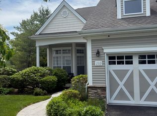 203 Bach Ct, Eastport, NY 11941