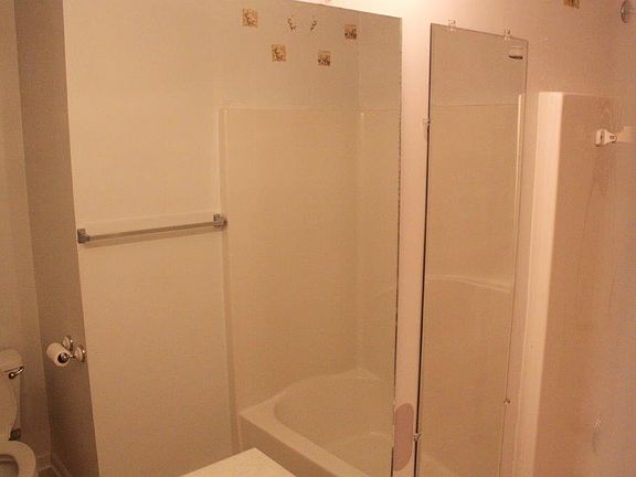 4th image of 1027 Durban Dr