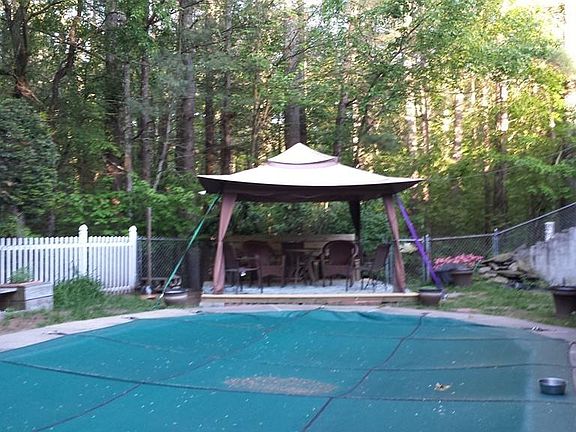 5th image of 21 Cedar Cir