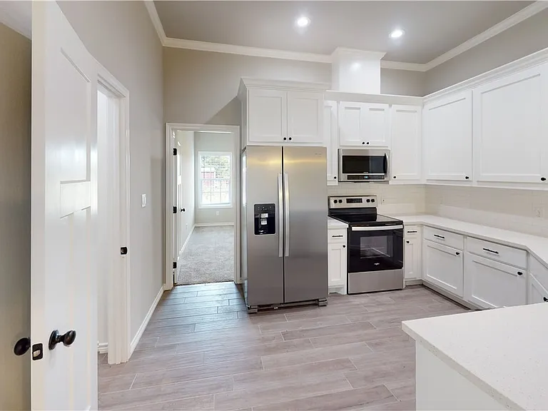4015 Golden Eagle Dr #B — Photo 6