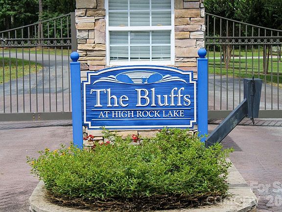 2nd image of 238 Bluff Ln