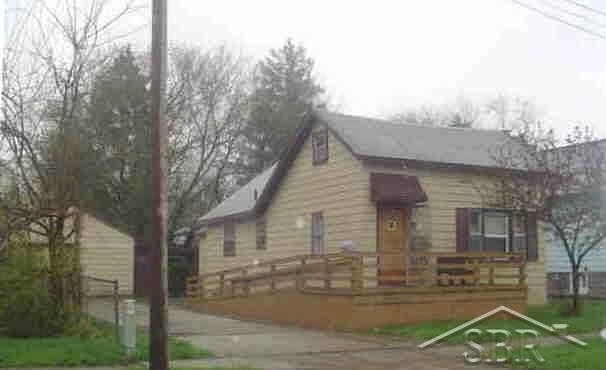 1st image of 918 S Woodbridge St