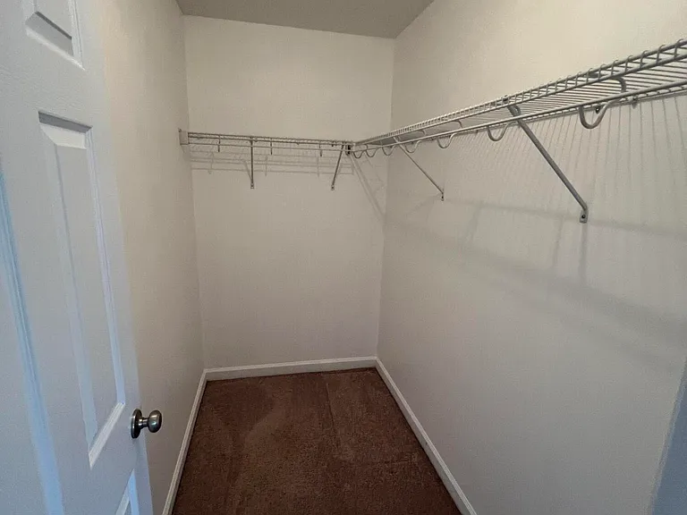 608 Cheltenham Dr — Photo 33