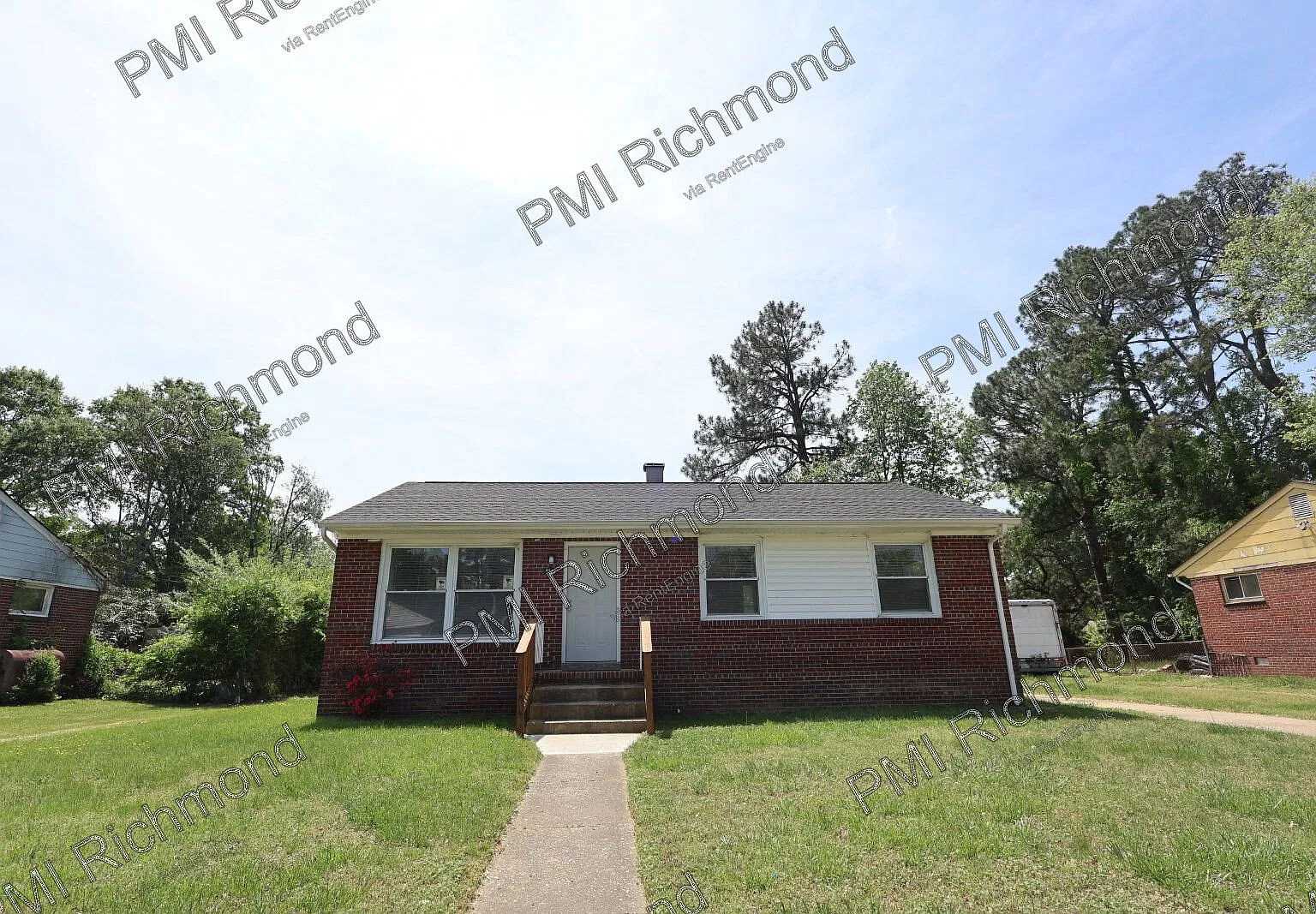 3 bed, 1.0 bath, 1019 sqft, $1,695 — Photo 2
