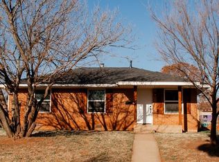 700 Santa Fe Dr, Clinton, OK 73601