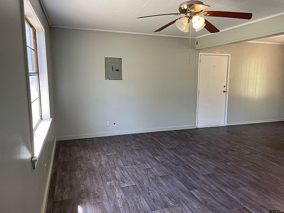 5th image of 201 Garner Ln