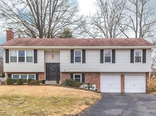 1128 Lorien Ct, Saint Louis, MO 63131