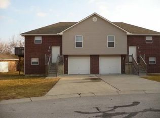 708 SE Drew Ct, Blue Springs, MO 64014