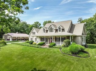 1417 Sycamore Lake Dr, Foristell, MO 63348