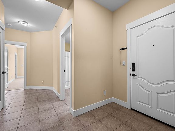 3rd image of 775 McGill Rd #408