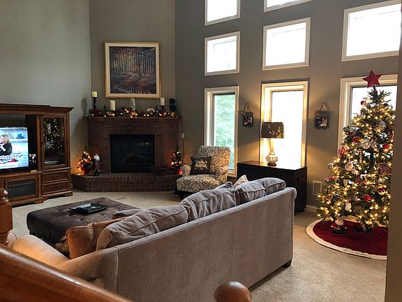 5th image of 1423 Honeygold Ln