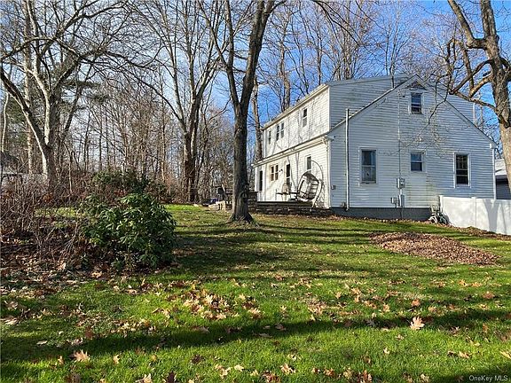 5th image of 166 North Dr