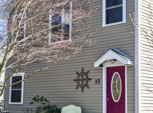 17 Elizabeth St, Portland, ME 04108