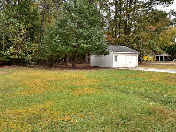 3rd image of 3645 Shenandoah Dr