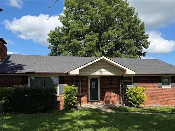 1305 S Us Highway 71, Savannah, MO 64485