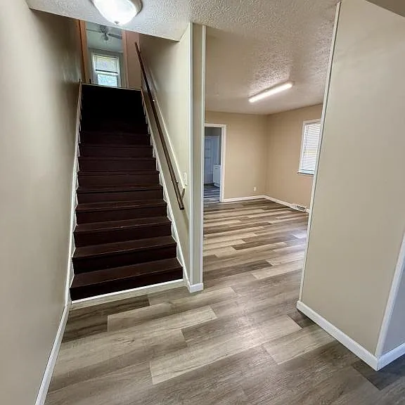 112 N Clover Ave #112 — Photo 9