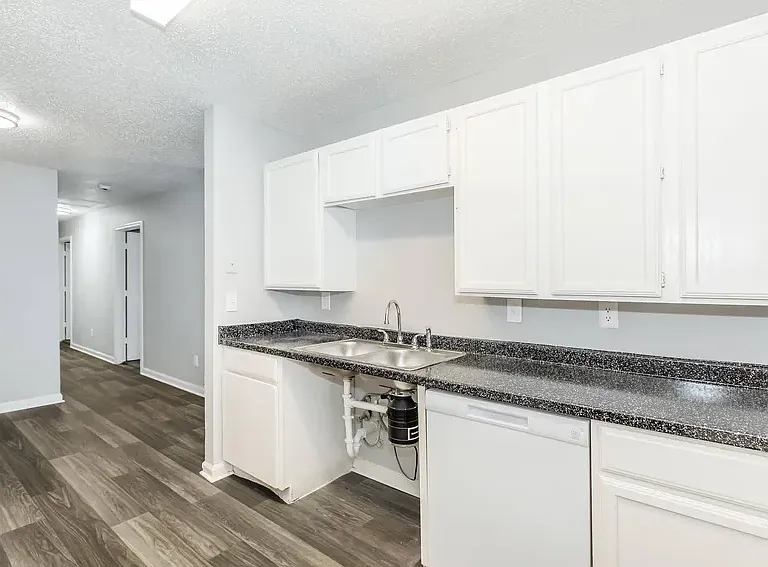 Centerville Pointe Apartments — Photo 11