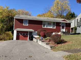 212 Deforest Rd, Syracuse, NY 13214