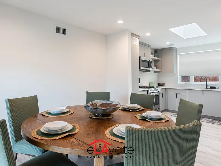 1035 N Serrano Ave #3 — Photo 4