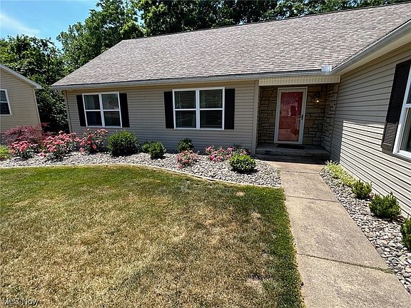 2nd image of 102 Eldorado Dr