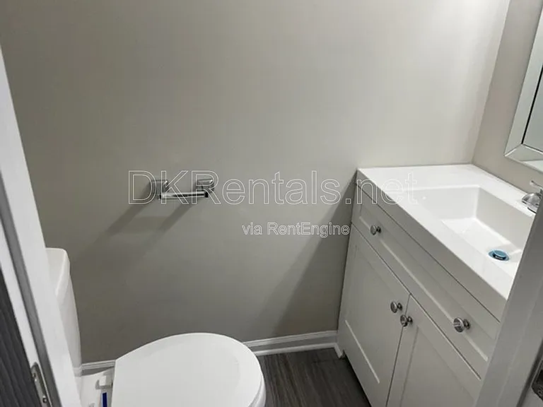 1092 Dassow Ct — Photo 7