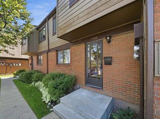 9803 N 24th St SW #1702, Calgary, AB T2V 1S5