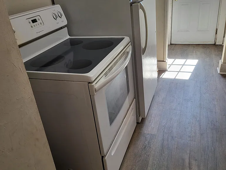2510 W Park Pl — Photo 7