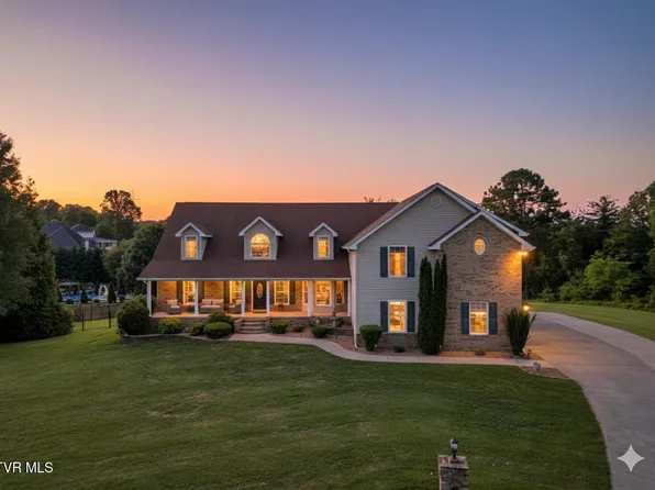 509 Amelia Ct, Blountville, TN 37617