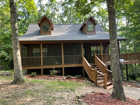 3rd image of 420 W Ridge Dr