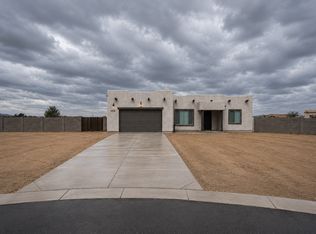 24350 W Fernwood Ct, Wittmann, AZ 85361