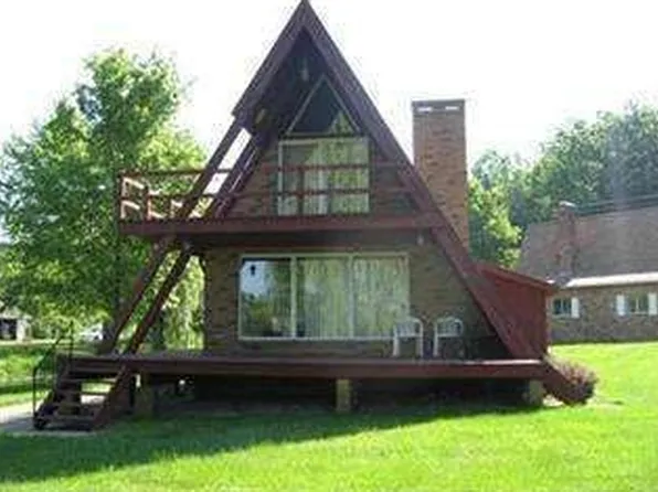 61336 Lewis Lake Rd, Vandalia, MI 49095