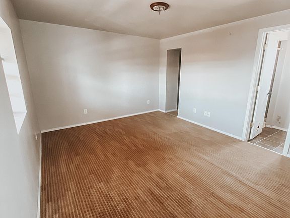 3rd image of 902 1/2 W Hopi Dr #6