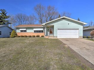 194 W Ash Ave, Decatur, IL 62526