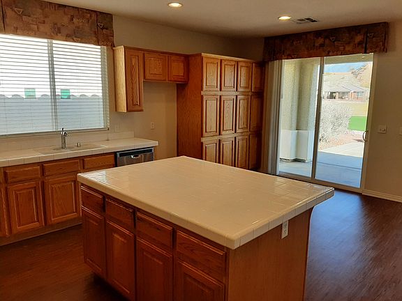 Kitchen with spacious island/bar