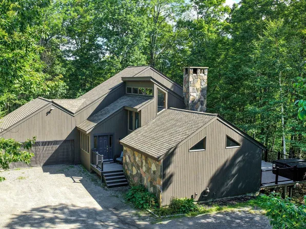 28 Mountain View Drive, Ludlow, VT 05149