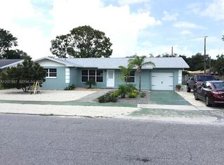 5321 3rd Rd, Bradenton, FL 34209