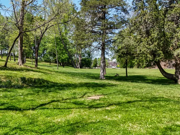 1912 King College Rd, Bristol, TN 37620