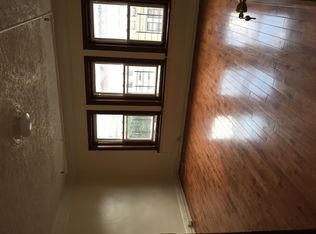 25 Hampton Pl, Brooklyn, NY 11213