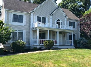 16 Ticklefancy Ln, Salem, NH 03079