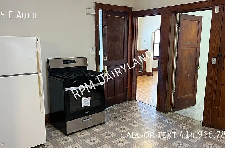 605 E Auer Ave — Photo 6