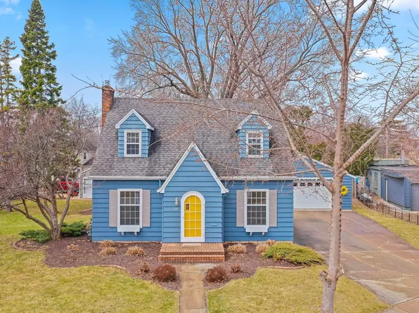 547 N Outagamie Ct, Appleton, WI 54914