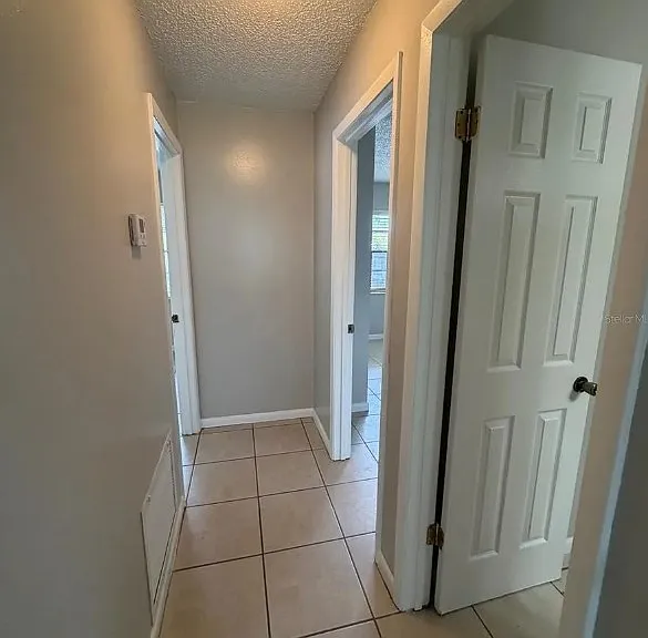 1405 Crystal Ct #B — Photo 4