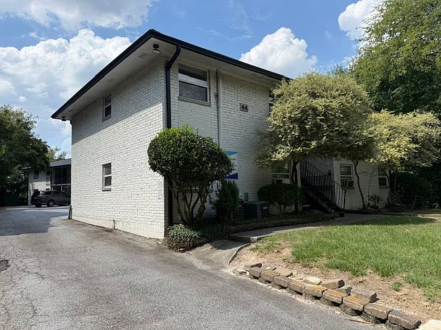 1st image of 44 Delta Pl NE APT 5