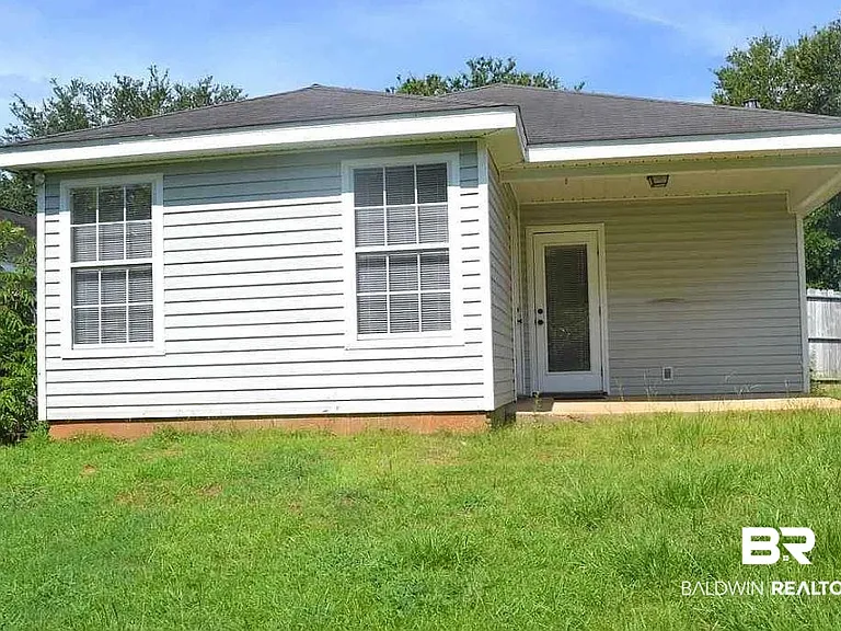 706 Crystal Wells Ct N — Photo 11