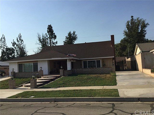 1st image of 25780 Avalon Ave