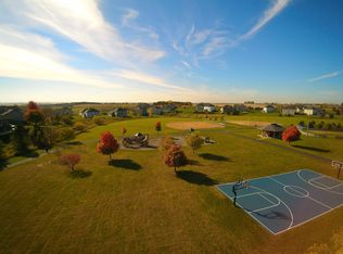 2610 Woodcliffe Trl, Hastings, MN 55033