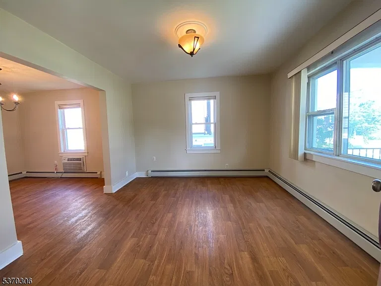 11 Lafayette Ave #1 — Photo 4
