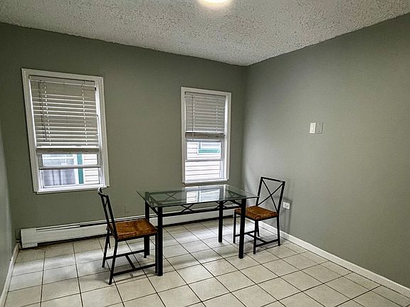 3rd image of 1411 6th St Floor 2