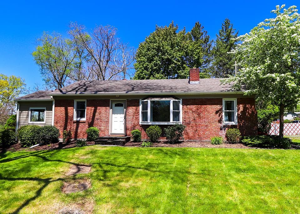 1st image of 111 Dutchess Dr