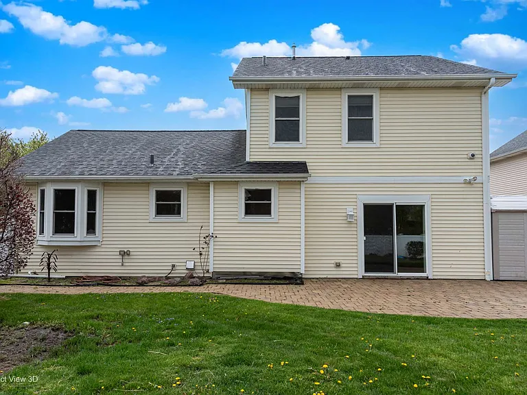 900 Ashford Ln — Photo 22